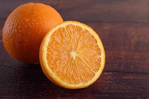 Orange fruits fresh hand picked from orchard naturally grown farm produce (4 lb) - RawJoy