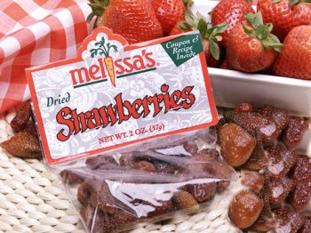 Melissa's Dried Strawberries, 3 packages (3 oz)