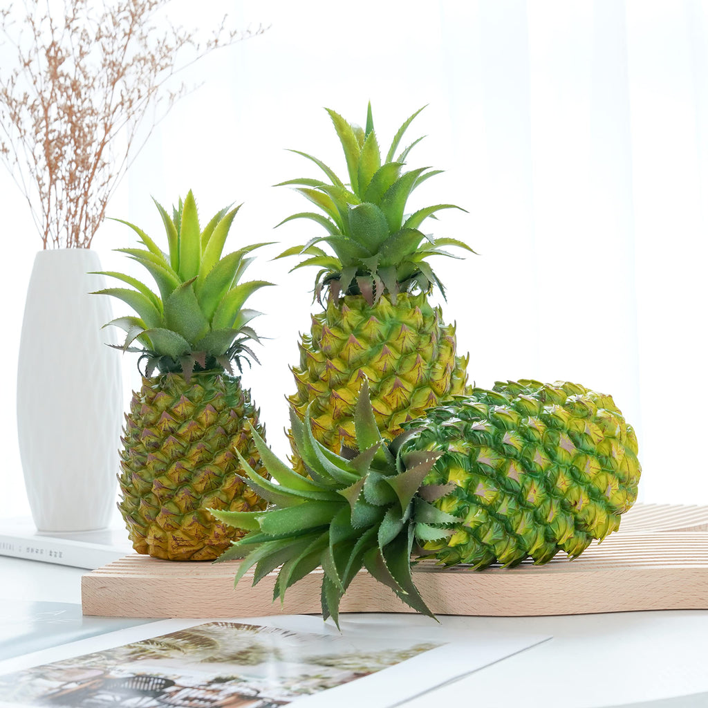 QIRMIZI Artificial Pineapple -Simulated Fruit Decoration, Lifelike Fake Fruit Model, Perfect for Home Decor, Kitchen, Party & Photography Prop – Realistic & Eco-Friendly,Green Large